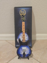 Load image into Gallery viewer, Cool Change Mini Guitar